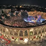 Dei Mille-next Arena Apartamento *